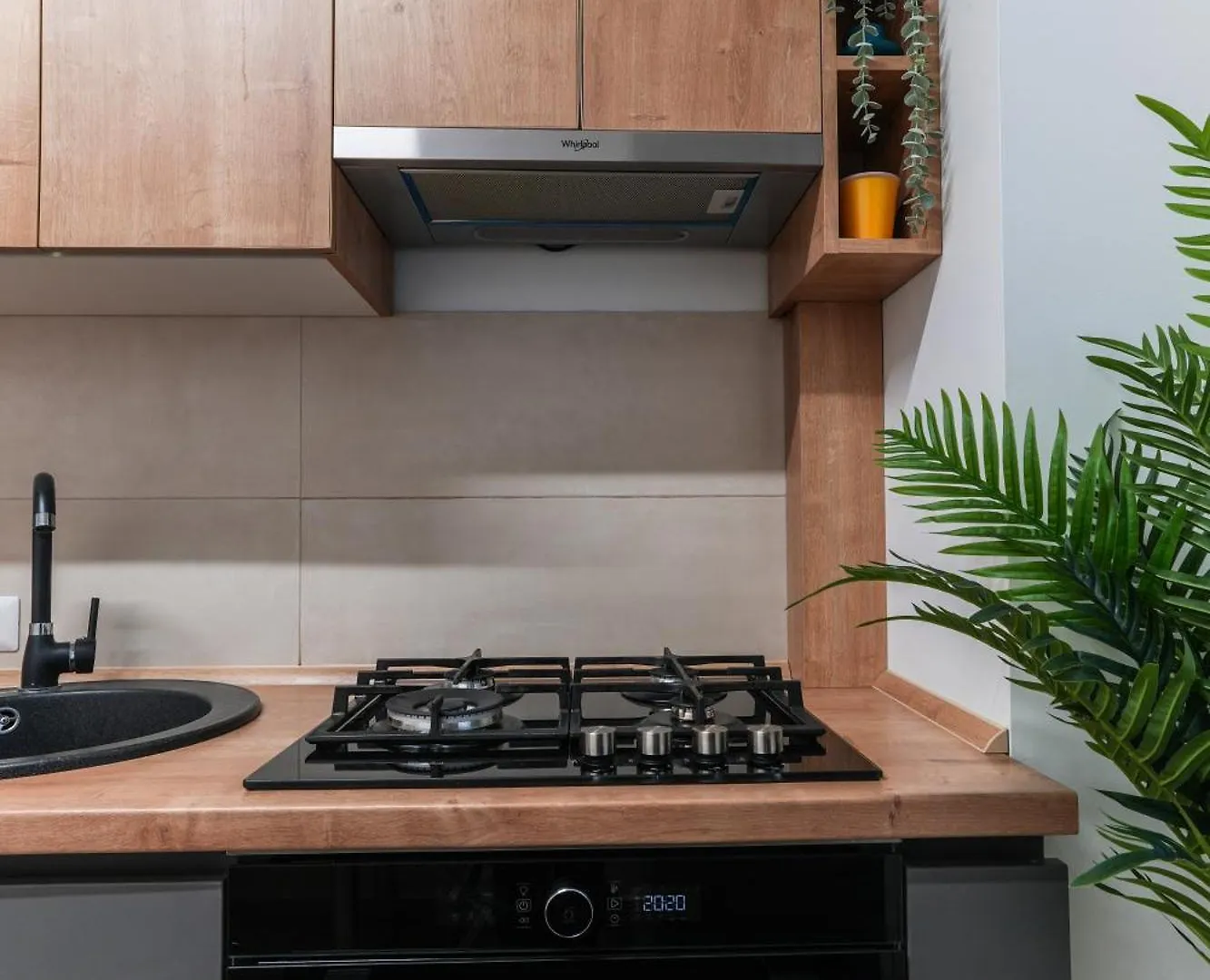 Apartament Alesia - Lovely Apt With Parking Near Veranda Mall Bucureşti România